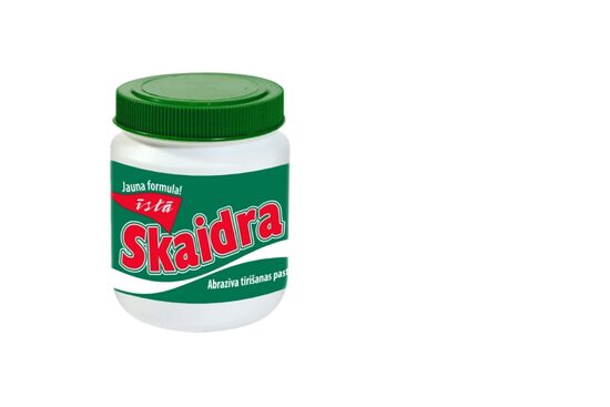 Pastas un krēmveida tīrīšanas līdzekļi